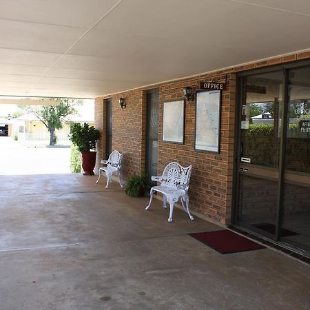 Mid Town Inn Narrabri Exterior foto