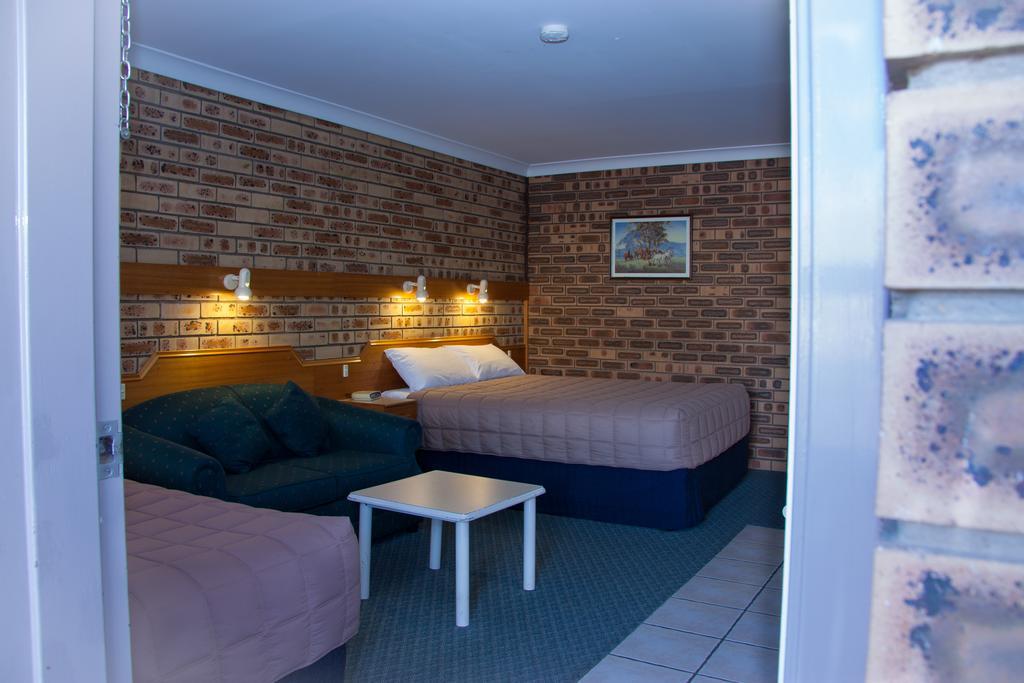 Mid Town Inn Narrabri Habitación foto